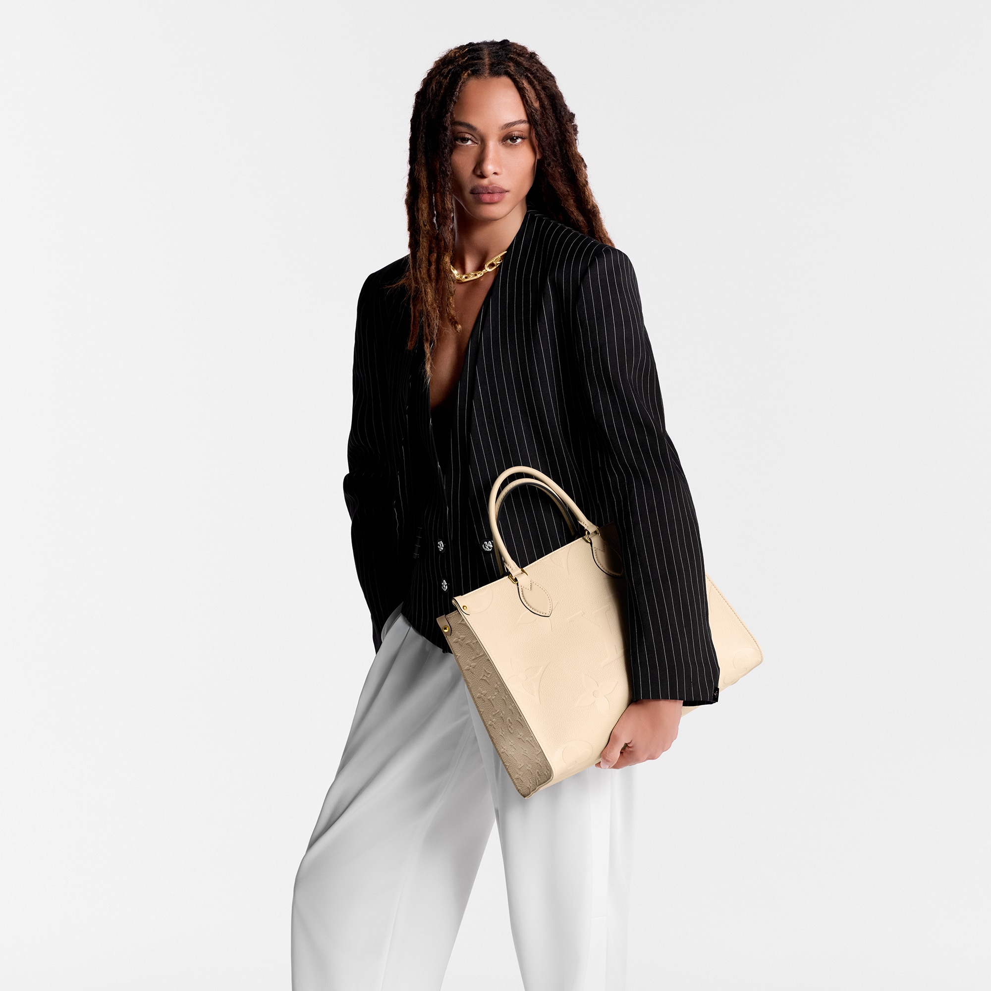 OnTheGo MM Monogram Empreinte Leather - Mother's Day Gifts M46531
